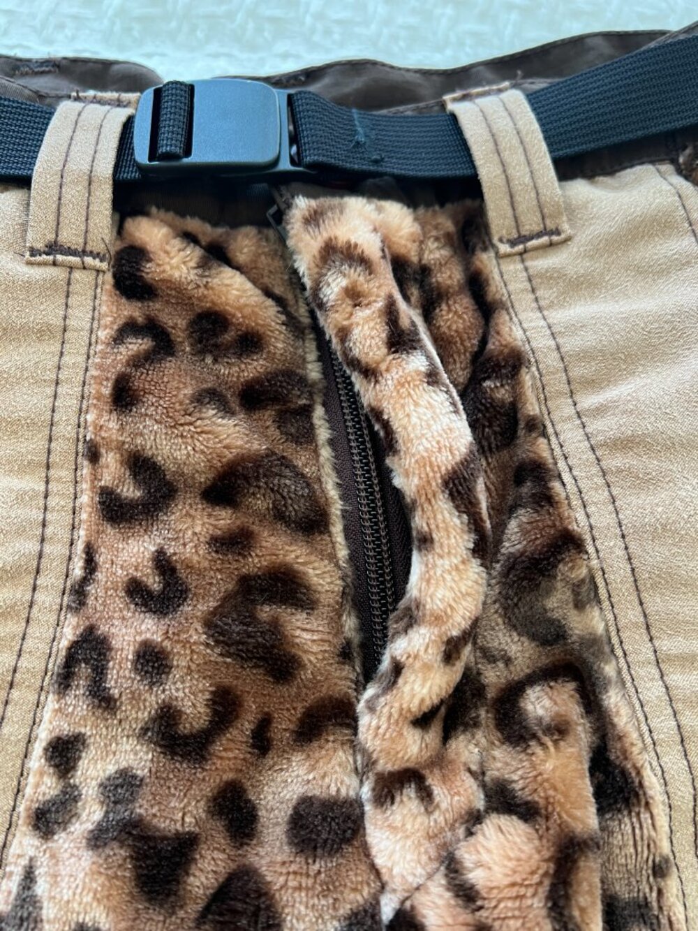 Funky Polar Short - Furry - Cheetah Print with Belt - Size 32 - Picture 8 of 14